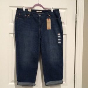 NWT Levi’s 20W Boyfriend Jeans